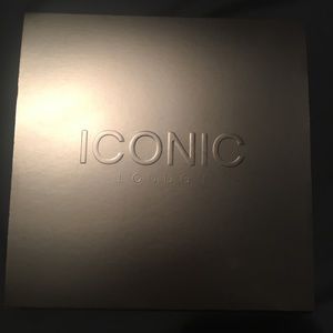 Iconic London eyeshadow